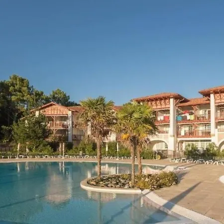 Golf-lac Piscine 2 Chambres 6 Pers Max