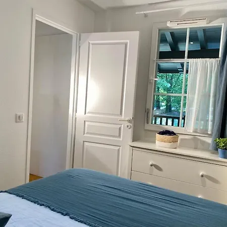 Golf-lac Piscine 2 Chambres 6 Pers Max דירה